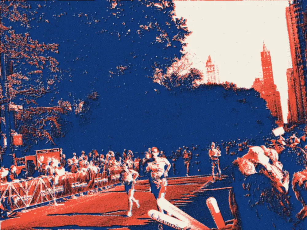 Le marathon de New York 2005 sur Central Park South, près de l'arrivée.